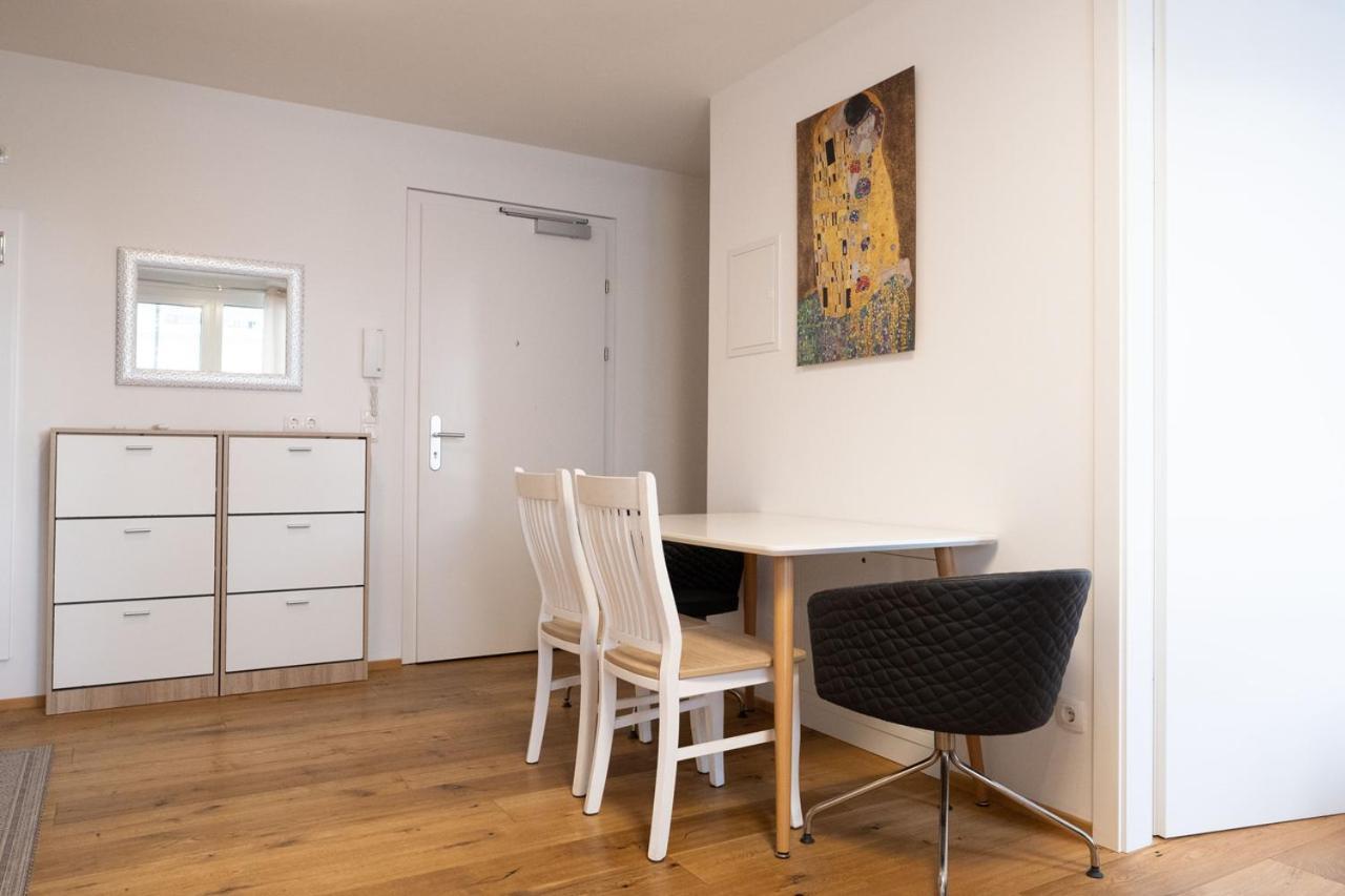 Modern Apartment W/ Cozy Balcony Near City Center Vienne Extérieur photo
