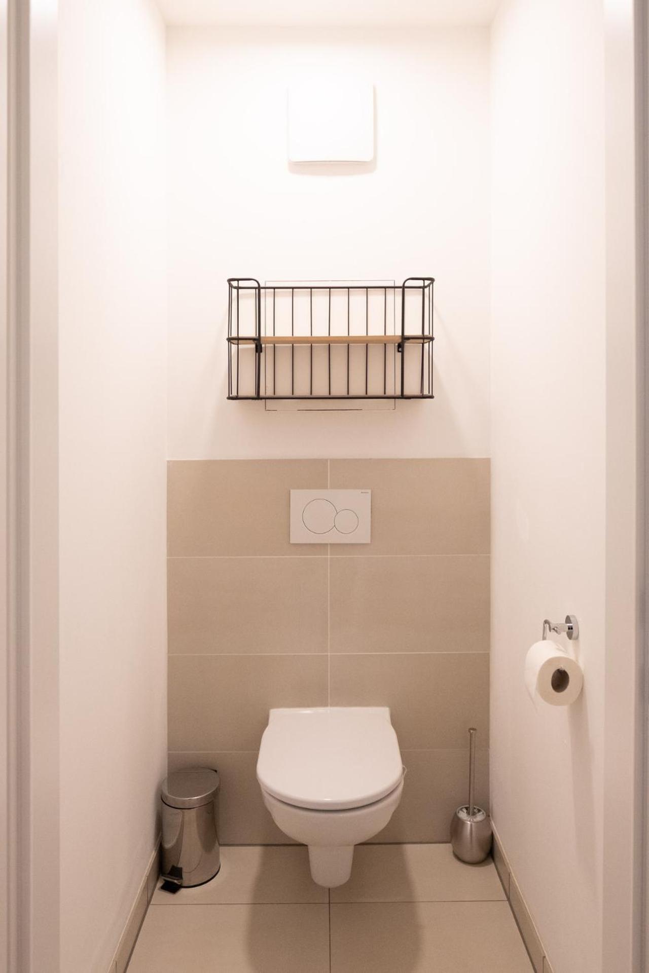 Modern Apartment W/ Cozy Balcony Near City Center Vienne Extérieur photo